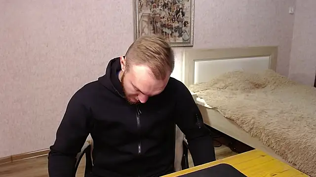 Toress1 online show from 10-29-25, 05:58