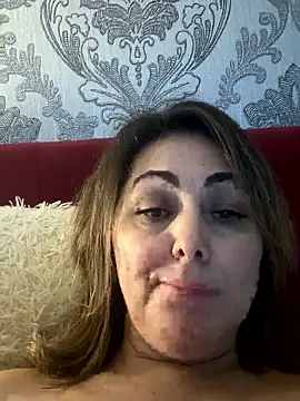 Snapshot of Emma_roqueen chatting on 01-11-26, 03:11 Emma roqueen online show from 01-11-26, 03:11