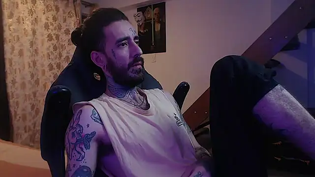 Snapshot of harry_reems1 chatting on 12-24-24, 08:33 harry reems1 online show from 12-24-24, 08:33