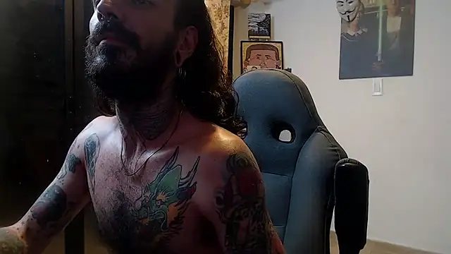 Snapshot of harry_reems1 chatting on 01-03-25, 02:43 harry reems1 online show from 01-03-25, 02:43