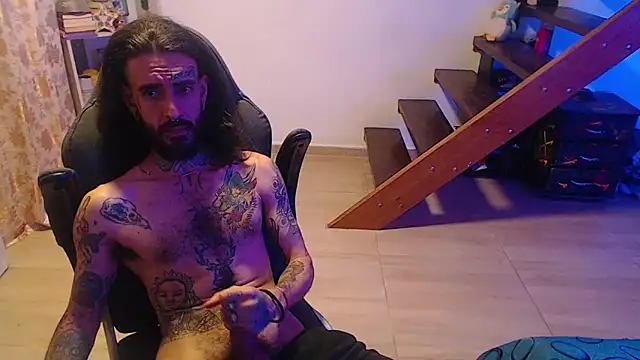 Snapshot of harry_reems1 chatting on 01-09-25, 11:13 harry reems1 online show from 01-09-25, 11:13