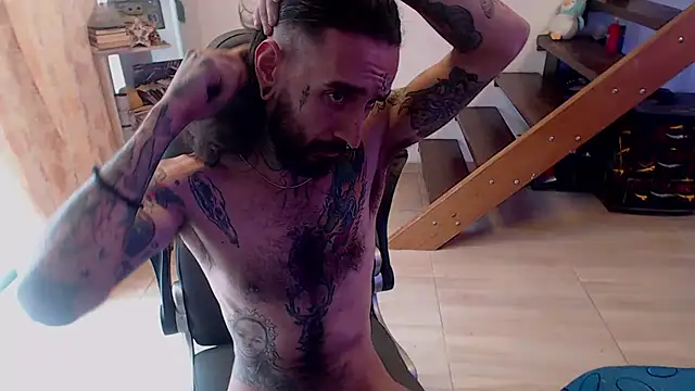 Snapshot of harry_reems1 chatting on 01-10-25, 03:37 harry reems1 online show from 01-10-25, 03:37