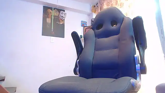 Snapshot of harry_reems1 chatting on 01-20-25, 03:07 harry reems1 online show from 01-20-25, 03:07