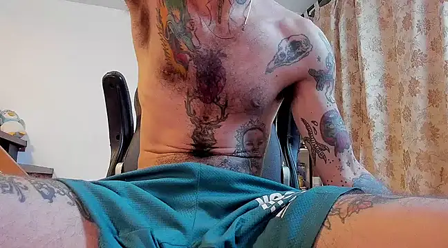 Snapshot of harry_reems1 chatting on 02-24-25, 11:52 harry reems1 online show from 02-24-25, 11:52