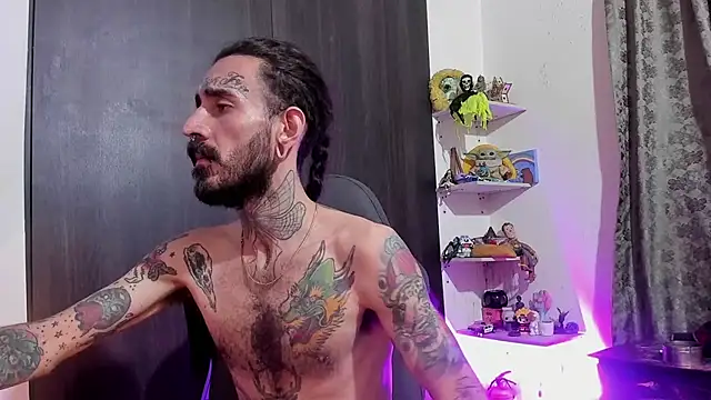 Snapshot of harry_reems1 chatting on 12-05-25, 12:08 harry reems1 online show from 12-05-25, 12:08