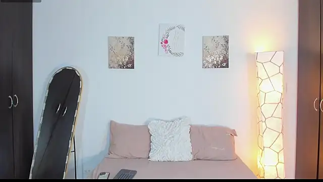 SarahCinnamon- online show from 03-16-26, 07:40