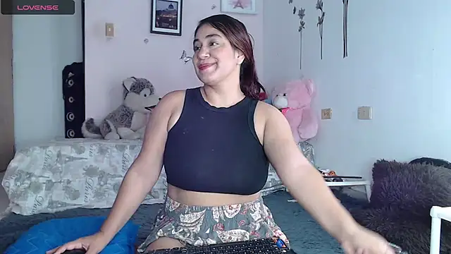 Snapshot of emiligrey_ chatting on 12-31-24, 05:11 emiligrey online show from 12-31-24, 05:11