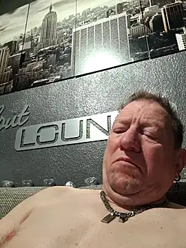 tomtom111111 online show from 02-21-26, 05:30