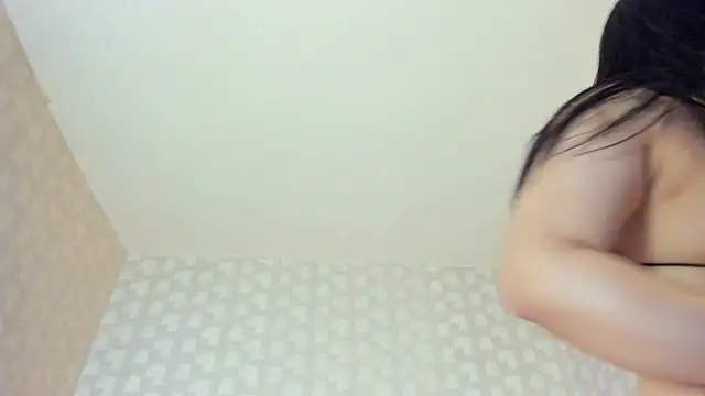 NatsumiHun online show from 05-24-26, 05:56