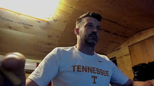 Kenny Kyle online show from 10-23-25, 04:34