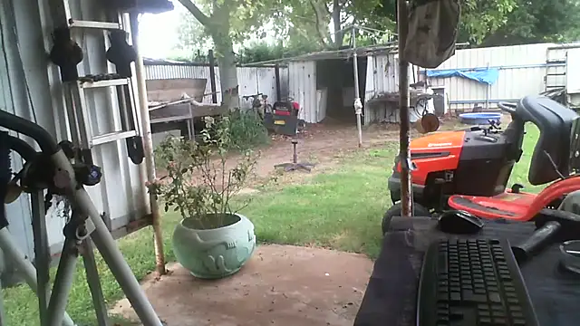 herbie010666 online show from 02-28-26, 05:41