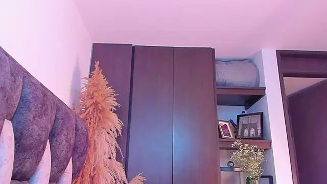 Snapshot of I_Gabriel chatting on 12-11-24, 09:34 I Gabriel online show from 12-11-24, 09:34