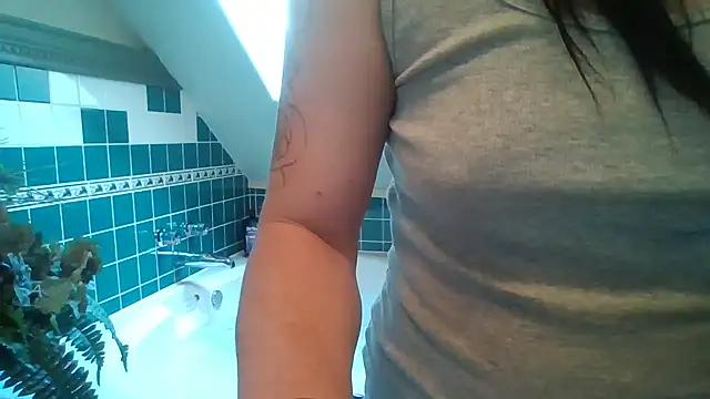 khloebanques online show from 09-27-25, 10:04