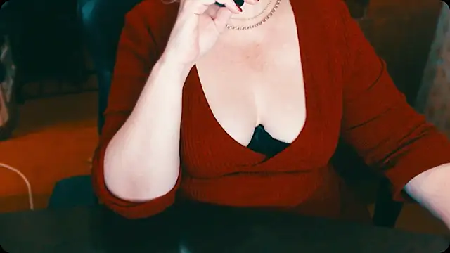 Snapshot of AlisaHot55 chatting on 12-26-24, 07:05 AlisaHot55 online show from 12-26-24, 07:05