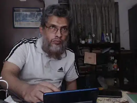 Snapshot of HOW70 chatting on 02-20-25, 08:25 HOW70 online show from 02-20-25, 08:25