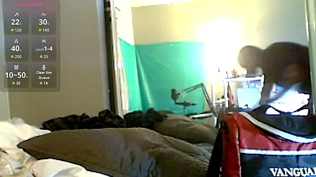 DizzyGirth online show from 05-27-26, 06:54
