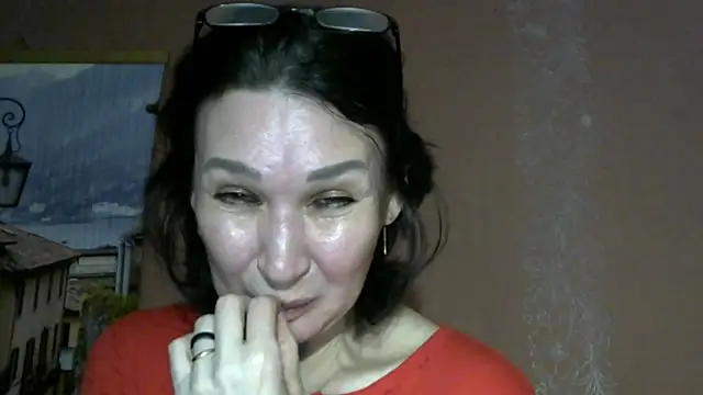 Snapshot of PrettyAndWild chatting on 09-26-25, 03:49 PrettyAndWild online show from 09-26-25, 03:49