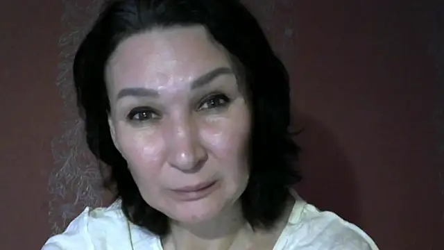 Snapshot of PrettyAndWild chatting on 10-24-25, 03:41 PrettyAndWild online show from 10-24-25, 03:41