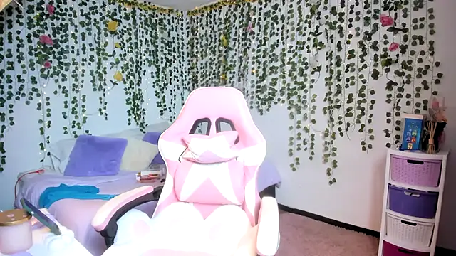 Snapshot of violeta_milleer chatting on 09-08-25, 03:33 violeta milleer online show from 09-08-25, 03:33