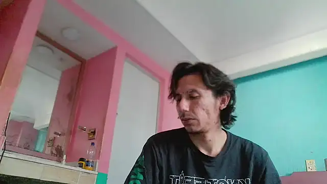 Latinopervs online show from 04-17-26, 10:24