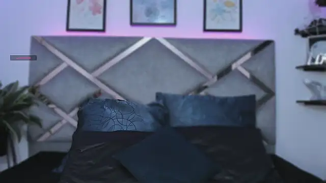 Keidy rose online show from 11-17-25, 07:19