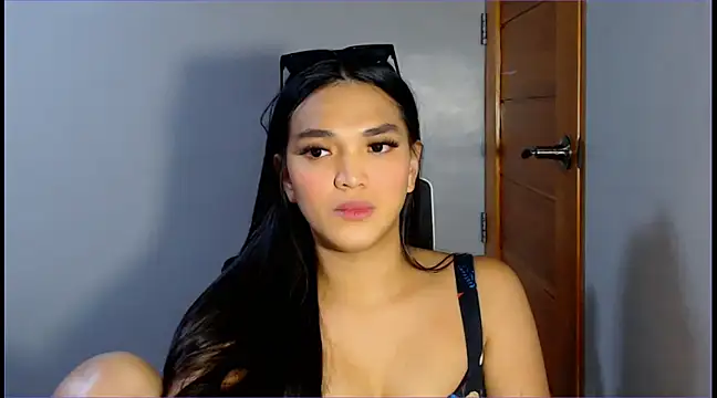 Snapshot of WONDERWOMAN2023 chatting on 12-14-24, 02:42 WONDERWOMAN2023 online show from 12-14-24, 02:42