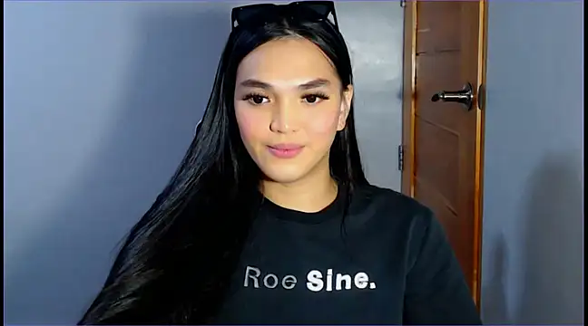 Snapshot of WONDERWOMAN2023 chatting on 12-15-24, 12:38 WONDERWOMAN2023 online show from 12-15-24, 12:38