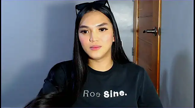 Snapshot of WONDERWOMAN2023 chatting on 12-15-24, 03:42 WONDERWOMAN2023 online show from 12-15-24, 03:42