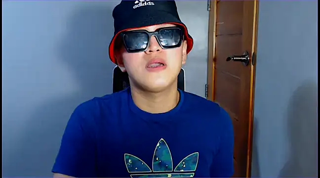 Snapshot of WONDERWOMAN2023 chatting on 01-14-25, 02:19 WONDERWOMAN2023 online show from 01-14-25, 02:19