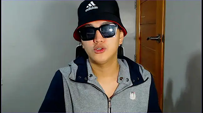 Snapshot of WONDERWOMAN2023 chatting on 02-12-25, 08:29 WONDERWOMAN2023 online show from 02-12-25, 08:29