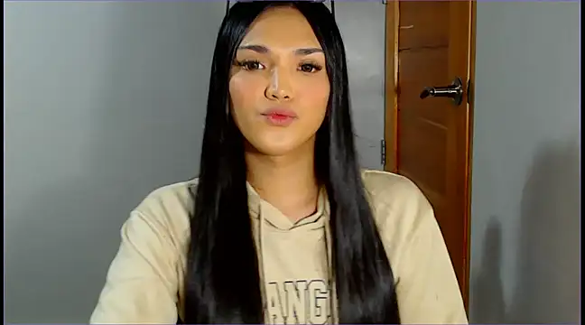 Snapshot of WONDERWOMAN2023 chatting on 03-16-25, 12:44 WONDERWOMAN2023 online show from 03-16-25, 12:44