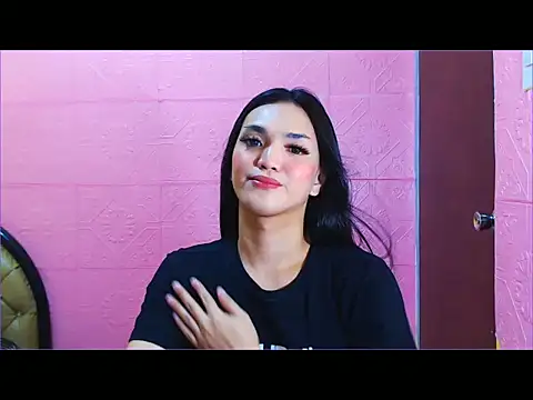 Snapshot of WONDERWOMAN2023 chatting on 09-22-25, 11:29 WONDERWOMAN2023 online show from 09-22-25, 11:29