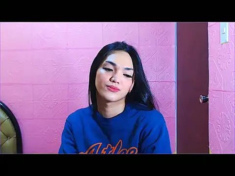 Snapshot of WONDERWOMAN2023 chatting on 09-28-25, 10:04 WONDERWOMAN2023 online show from 09-28-25, 10:04