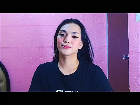 Snapshot of WONDERWOMAN2023 chatting on 10-15-25, 07:08 WONDERWOMAN2023 online show from 10-15-25, 07:08