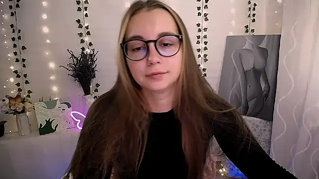 SweetPrincess  online show from 09-26-25, 05:33