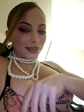 TamaraSavage online show from 01-29-25, 09:23