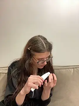 little belucci online show from 01-15-25, 02:35