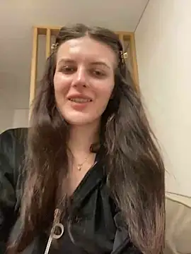 little belucci online show from 02-23-25, 06:34