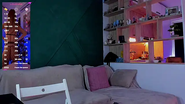  alleyesonme  online show from 12-14-24, 11:07