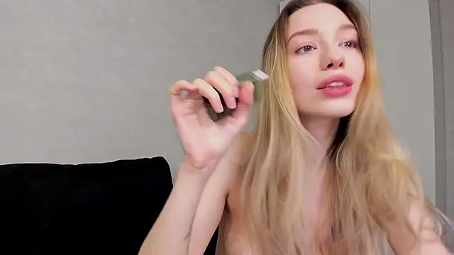 mary shiota online show from 12-18-25, 08:42