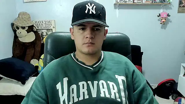 Snapshot of ney_22 chatting on 04-29-26, 02:10 ney 22 online show from 04-29-26, 02:10