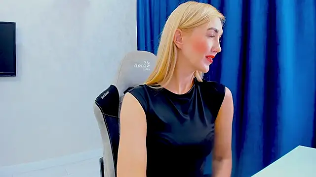 HotyPlays online show from 01-11-25, 04:57