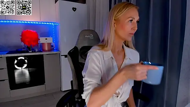 HotyPlays online show from 03-03-25, 05:39