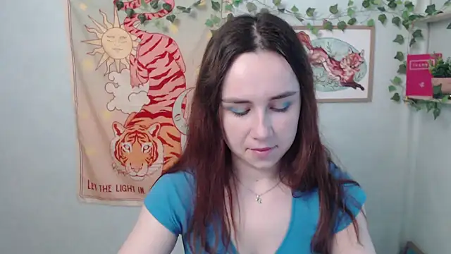 VeryVeryVeryShy  online show from 05-18-26, 05:46
