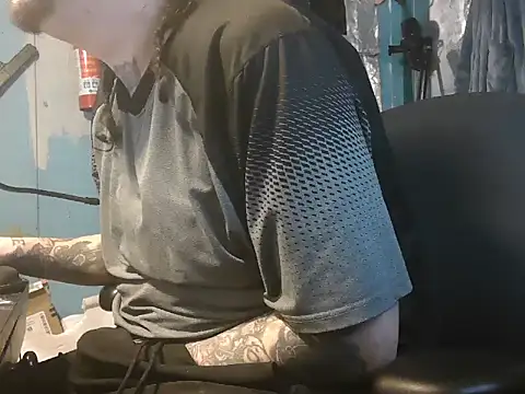 Snapshot of faded206 chatting on 01-07-25, 02:10 faded206 online show from 01-07-25, 02:10