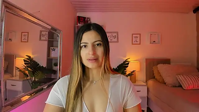 little antonela online show from 12-13-24, 02:16