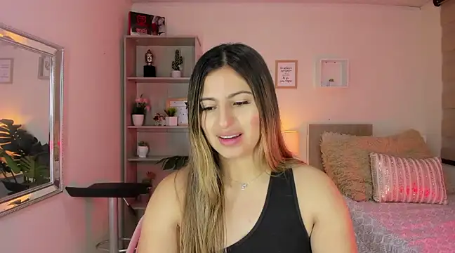 little antonela online show from 12-28-24, 02:42
