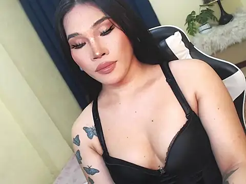 Snapshot of Ur_Fantastic_Lina chatting on 11-03-25, 08:32 Ur Fantastic Lina online show from 11-03-25, 08:32