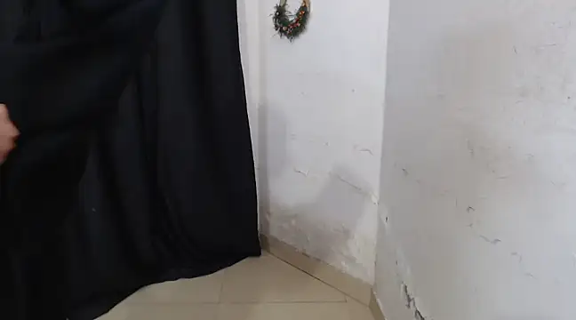 Snapshot of sweet-alia chatting on 01-29-25, 05:13 sweet-alia online show from 01-29-25, 05:13
