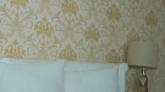 Snapshot of GiannaElliss chatting on 02-11-25, 07:44 GiannaElliss online show from 02-11-25, 07:44